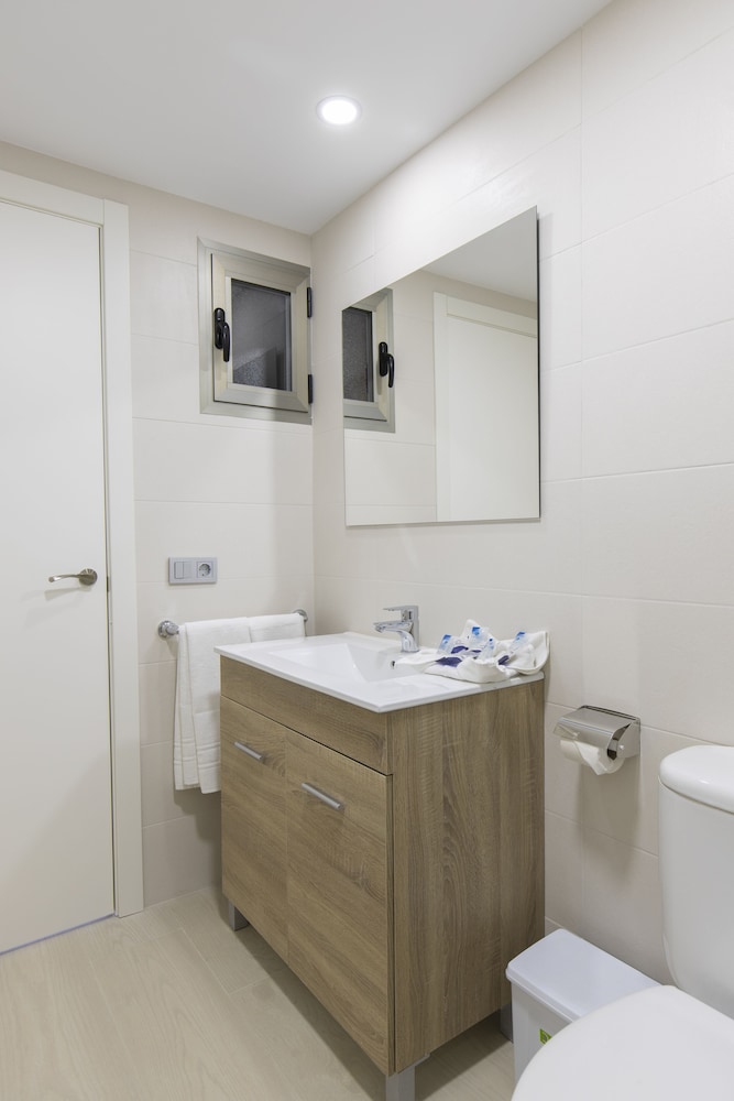 Levante Lux Apartamentos 28/30