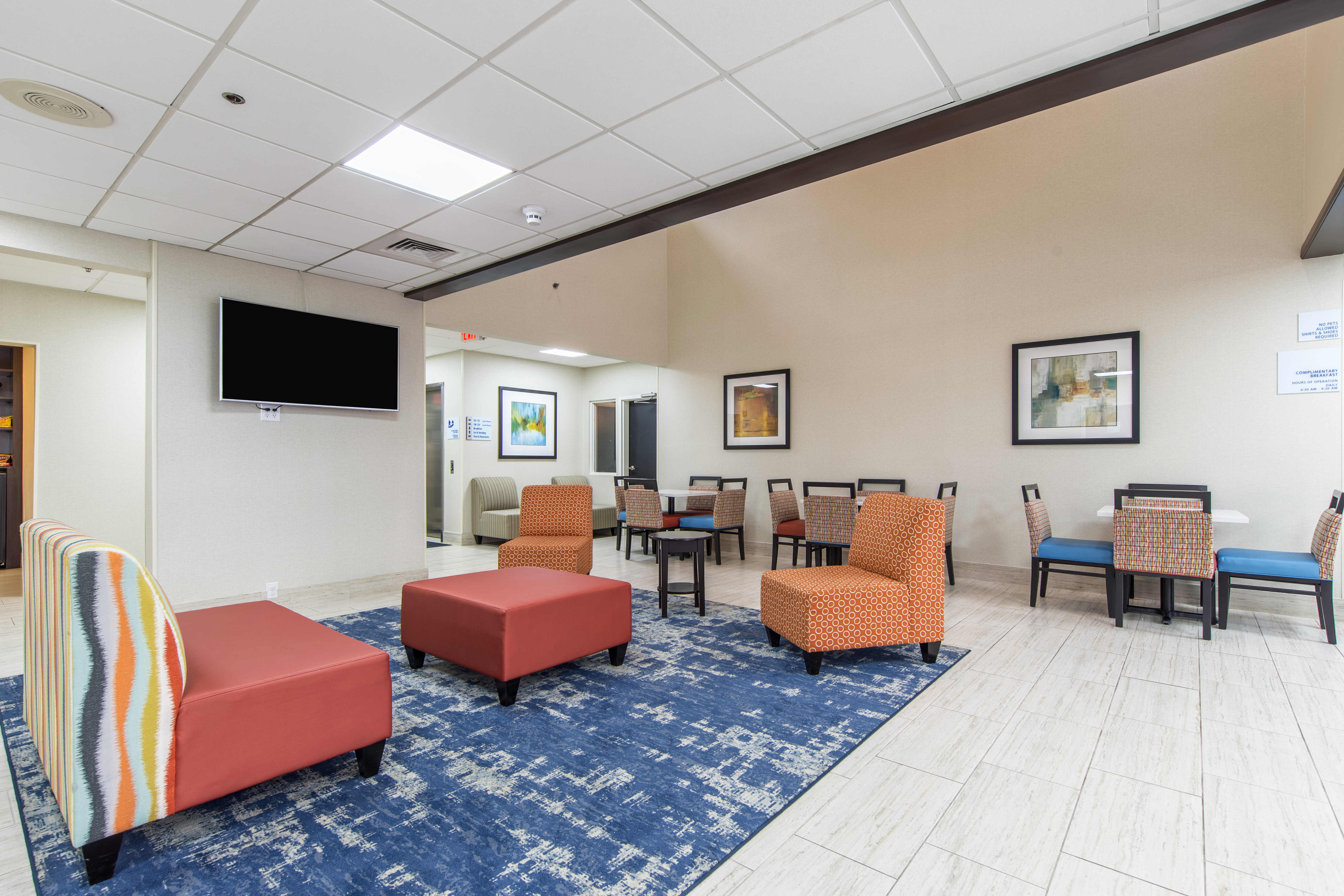 Holiday Inn Express Dandridge 26/39