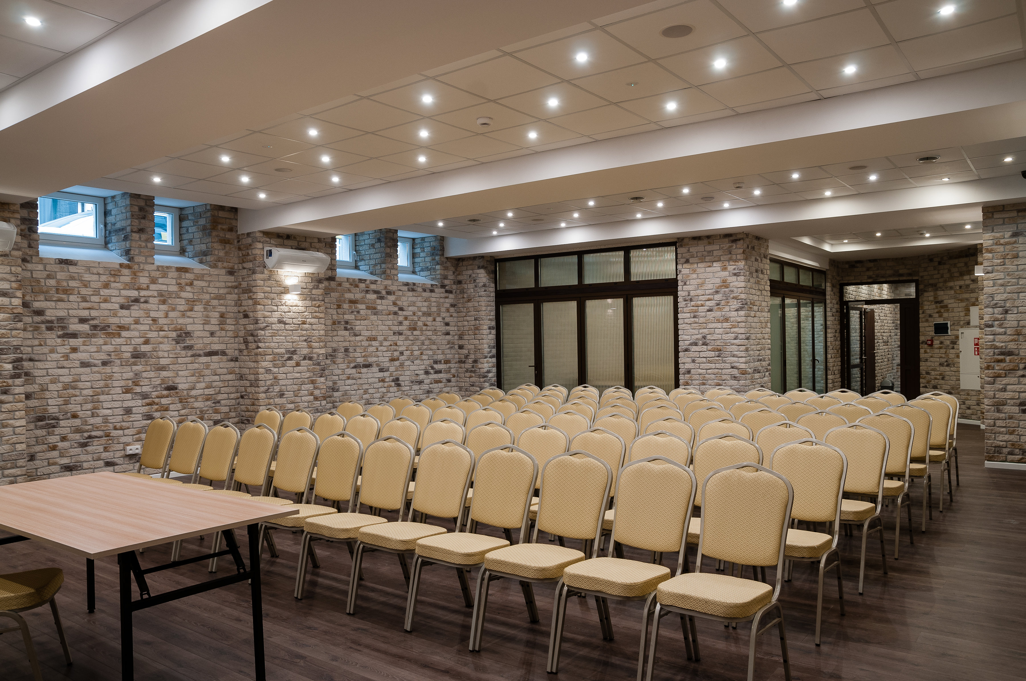 Wilga Hotel 25/30