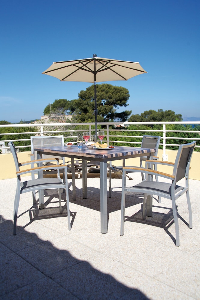 Lagrange Vacances Les Terrasses Des Embiez 27/29