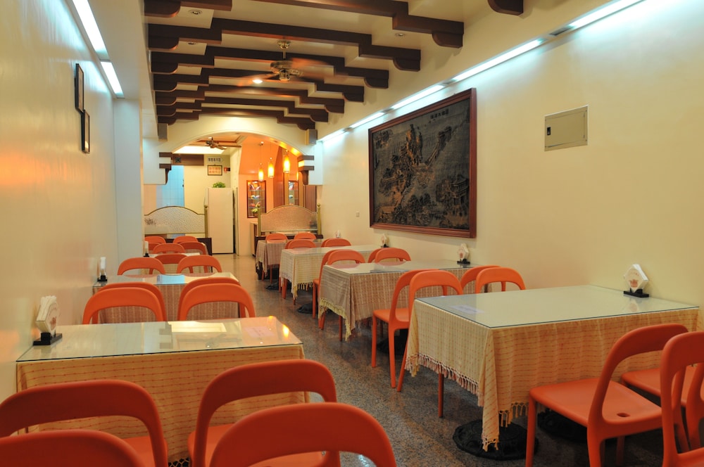 Hua Guo Hotel 36/50