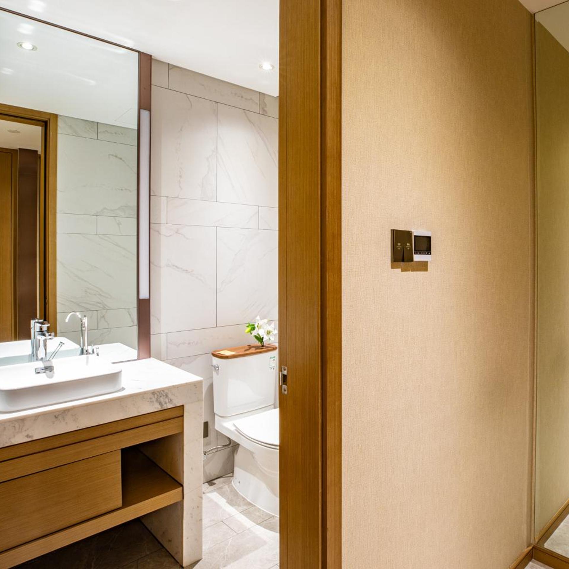 Jinjiang Metropolo Hotel Weihai Railway Station Branch 48/56