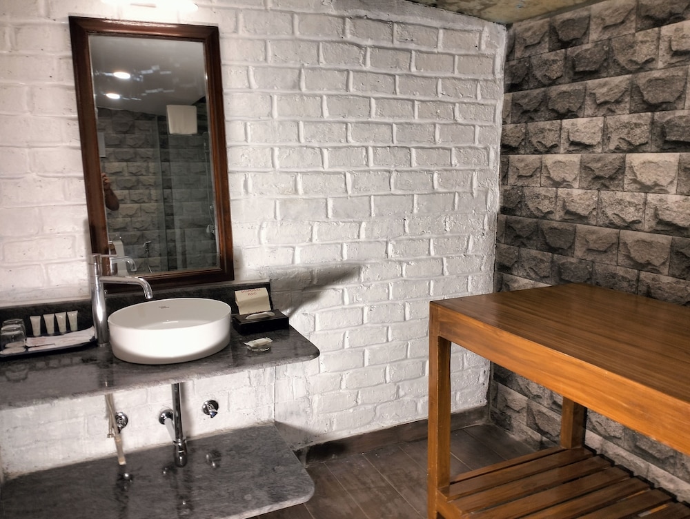 Fort JadhavGADH - A GADH Heritage Hotel 49/50