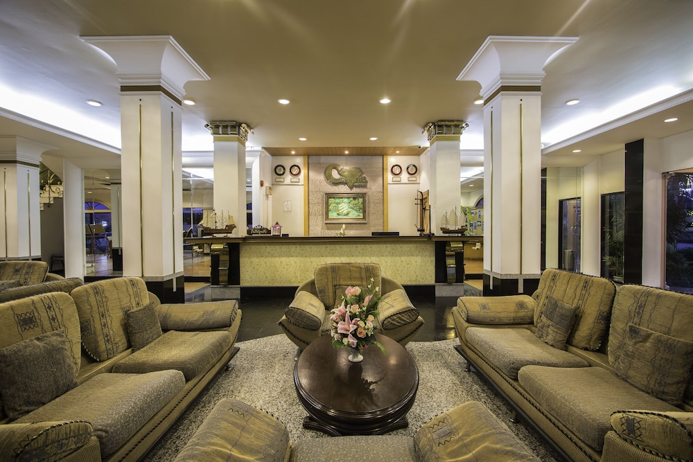 Crystal Hotel 40/46