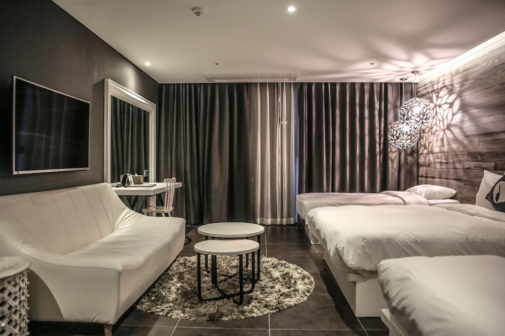 Hotel The Designers LYJ Gangnam Premier 34/64