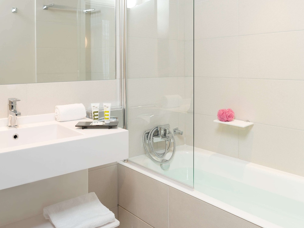 Mercure Paris Levallois Perret 23/63