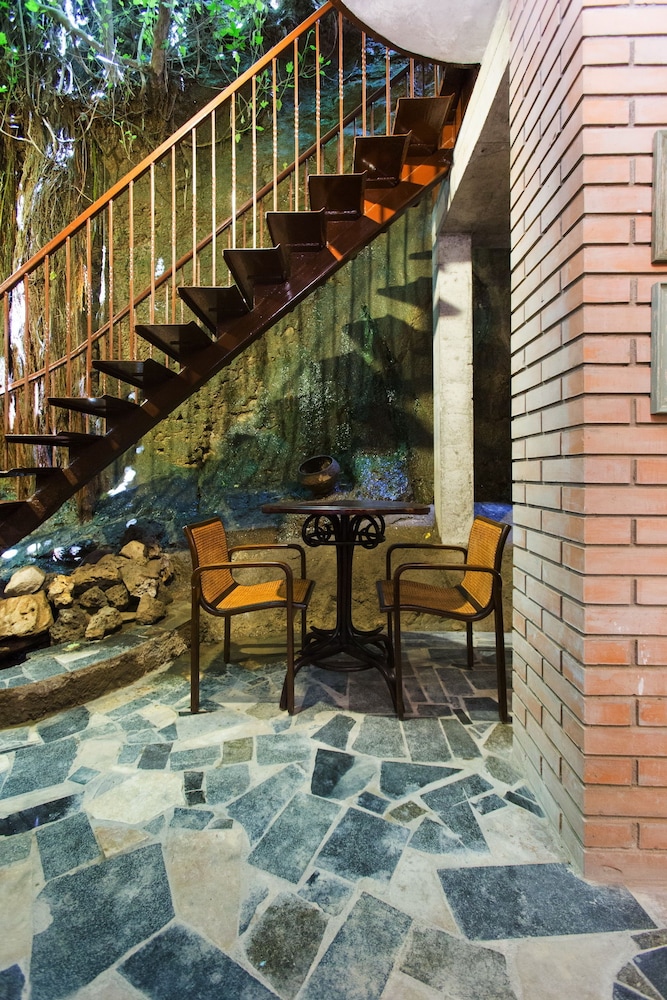 Bloom Boutique Hotel 22/50
