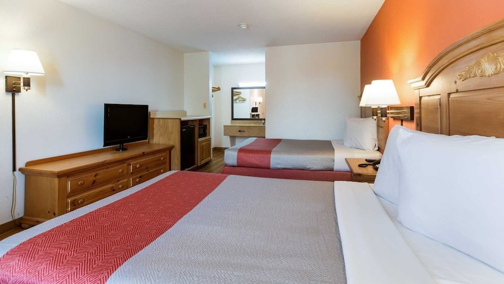 Motel6 Clarksville, TN 27/57