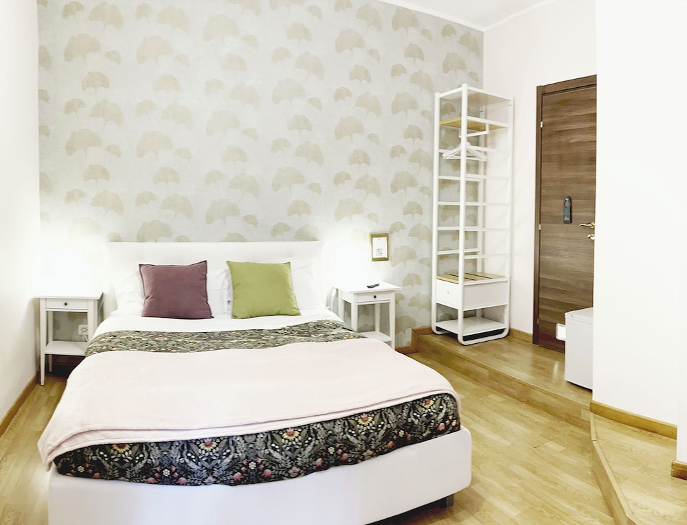 COMFORT, DOUBLE BED