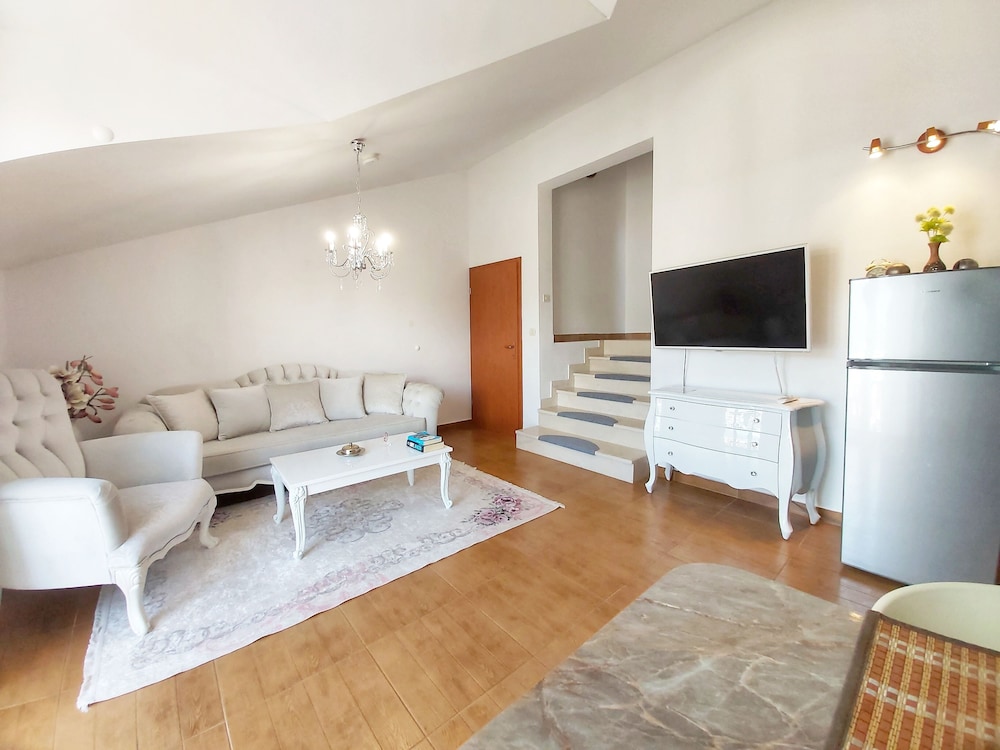 Adria Apartments 23/50