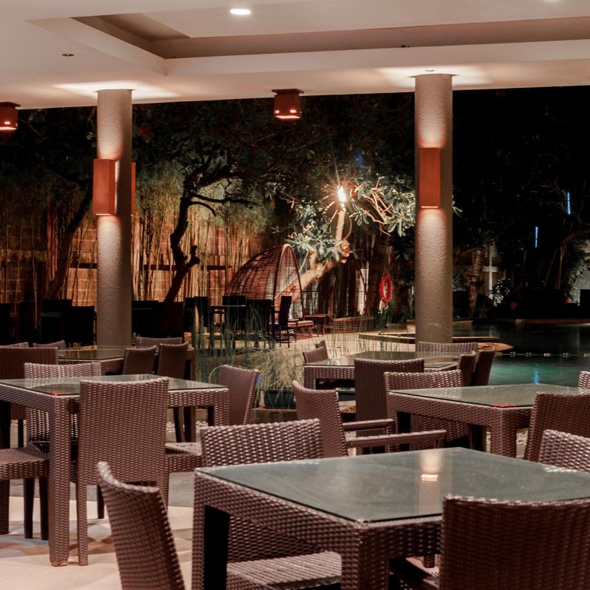Surya Kencana Seaside Hotel 32/50