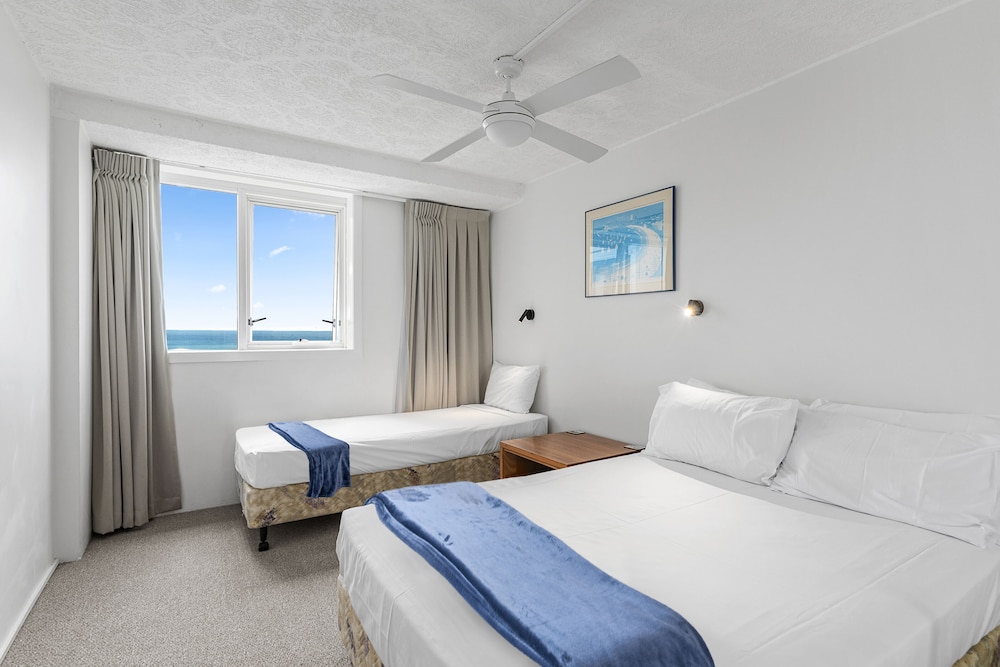 2 Bedrooms, Superior, Apartment, 1 Queen and 1 Single Bed, Ocean View, No Balcony