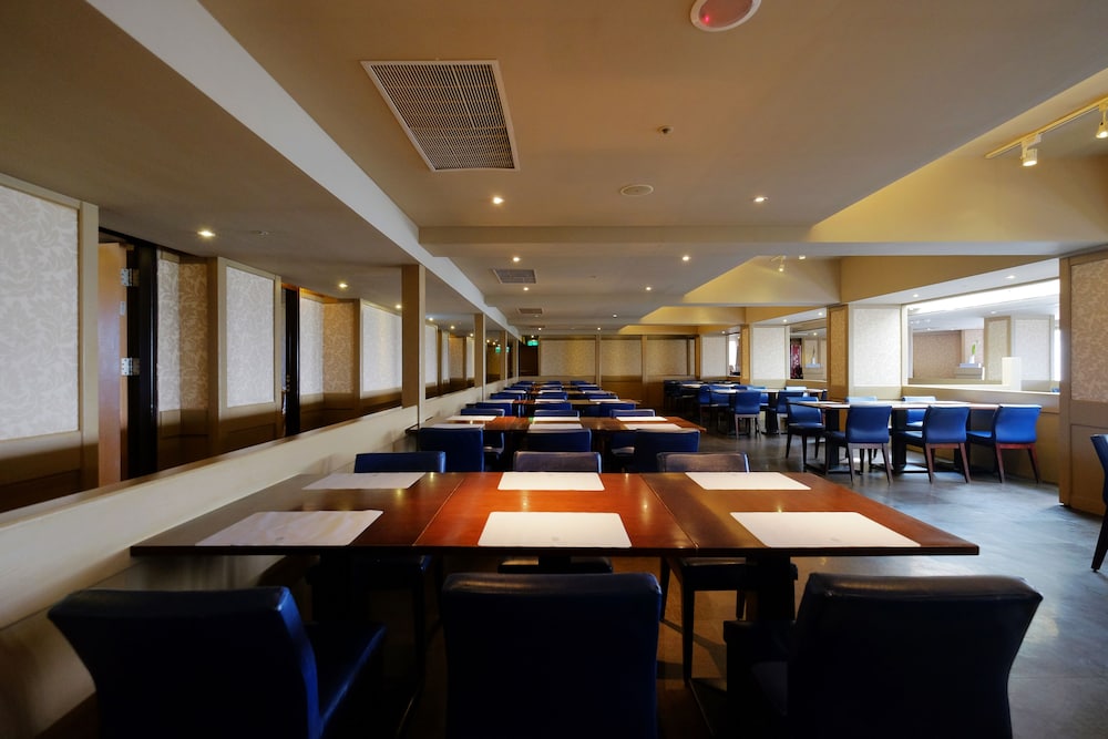 City Suites Gateway 53/58
