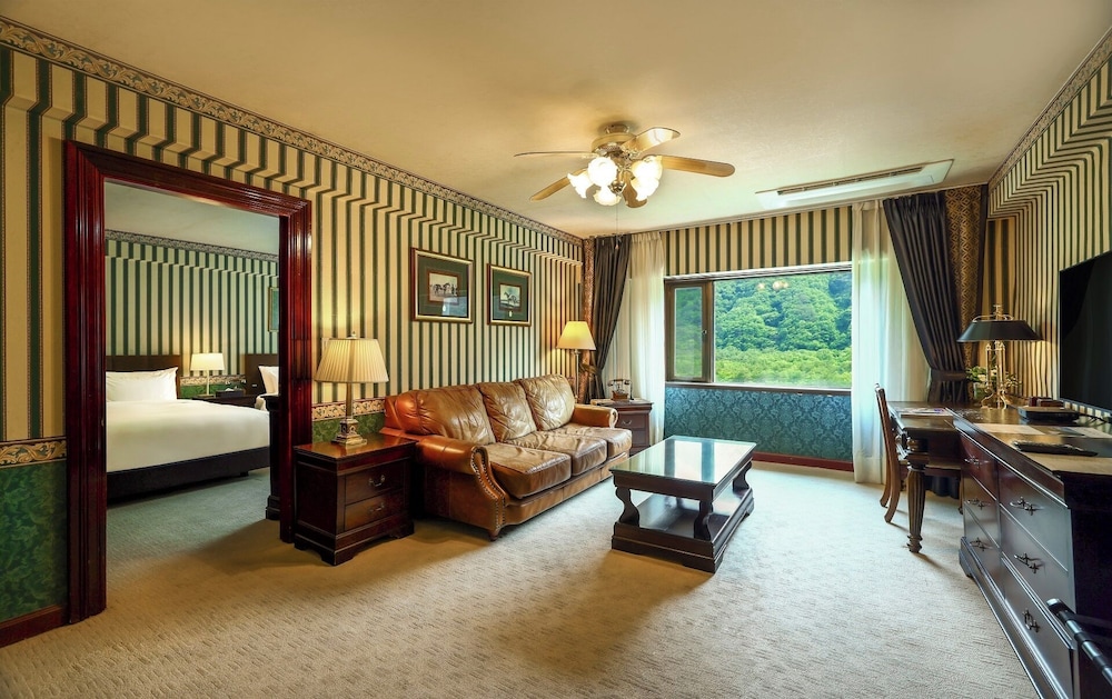Kensington Hotel Seorak 49/77