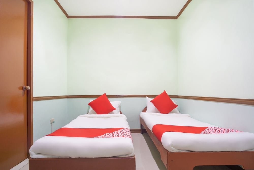 Maanyag Pension House 32/46