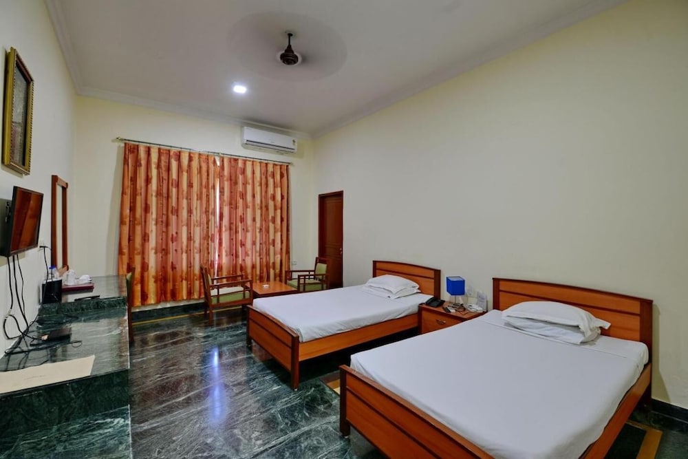 INDO HOKKE HOTEL 11/50