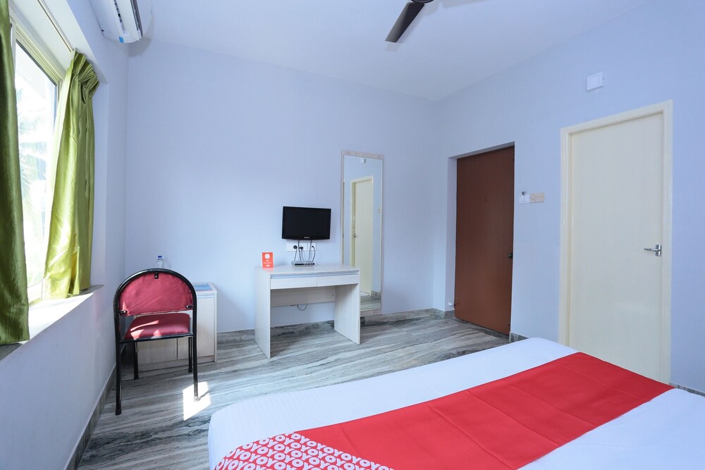 OYO 16910 Hotel Prince Palace 17/23