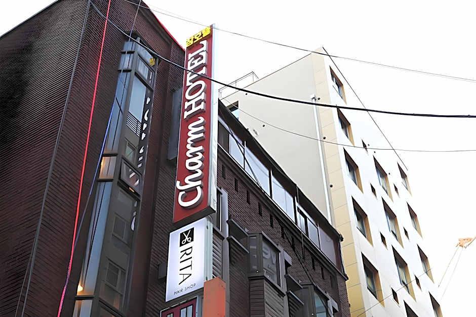 Charm Hotel 2/22