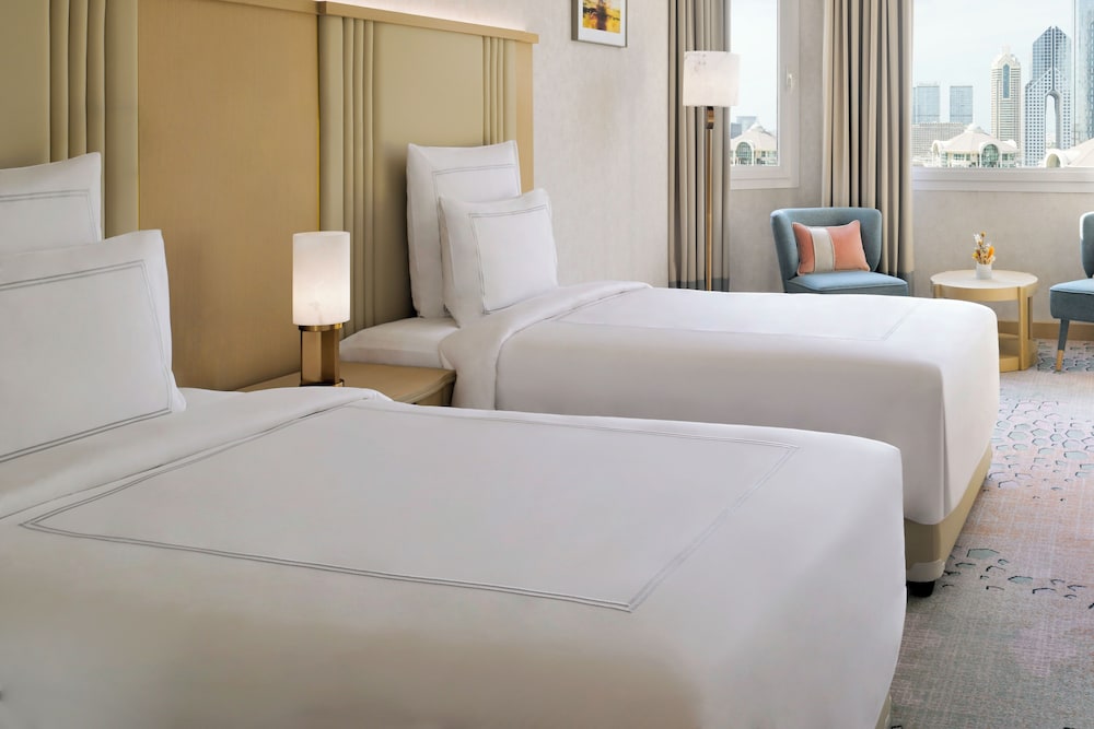 غرفة ديلوكس بسريرين منفصلين، Swissotel Al Murooj Dubai 9/10