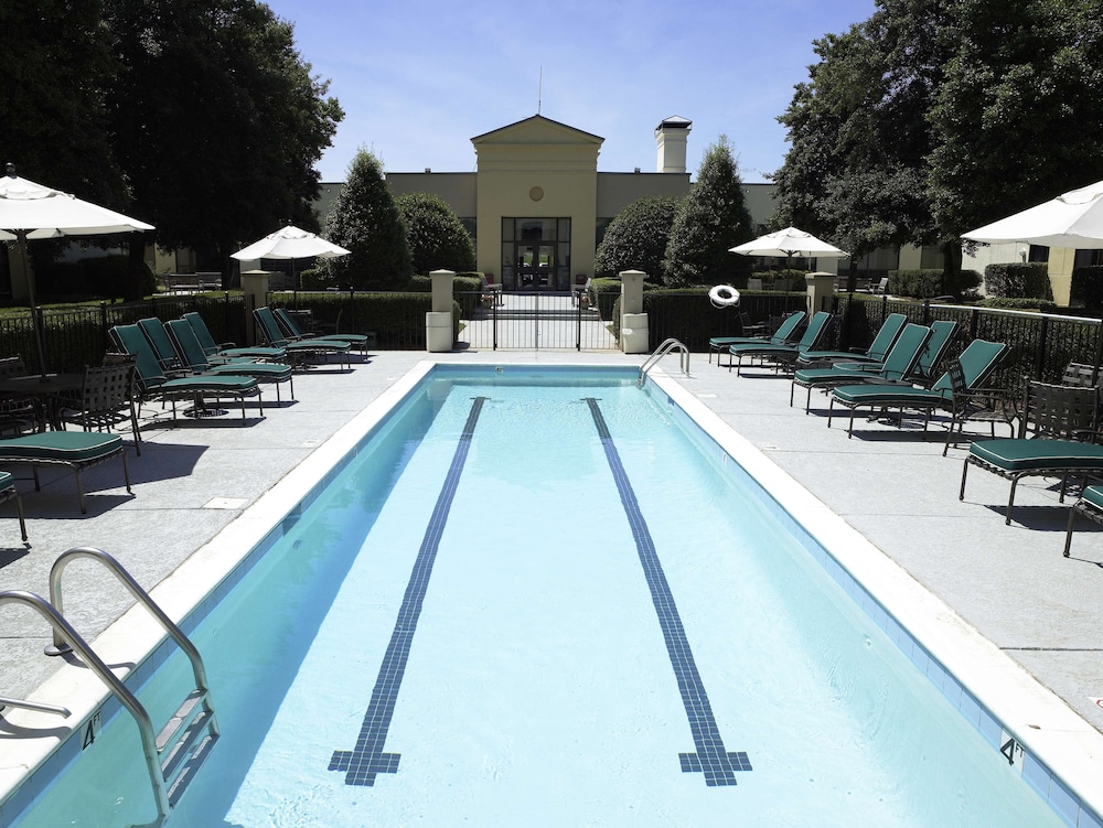 Doubletree By Hilton Charlotte Airport Hotel 14/36