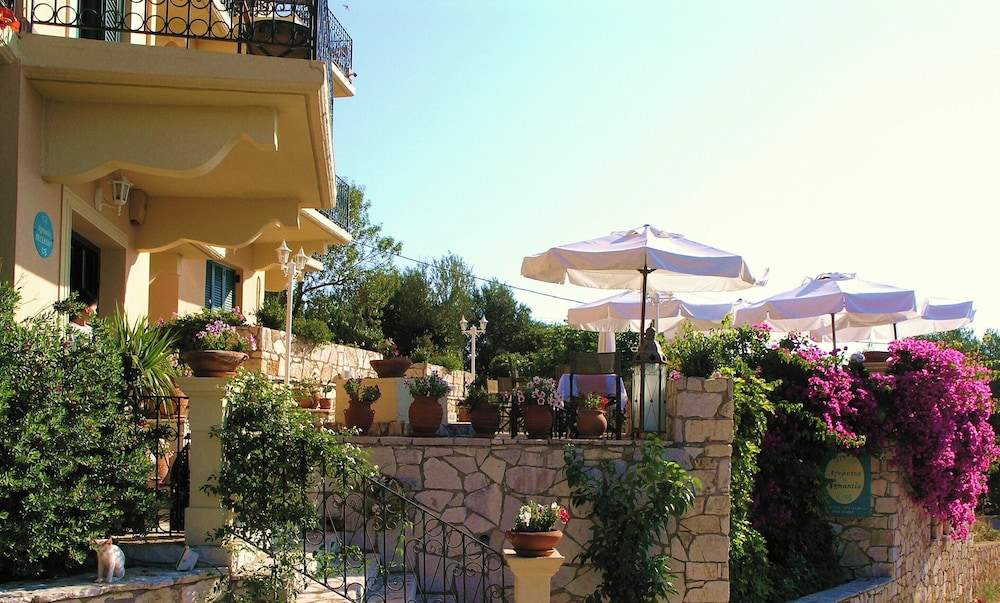 Agnantia Bed & Breakfast 3/43