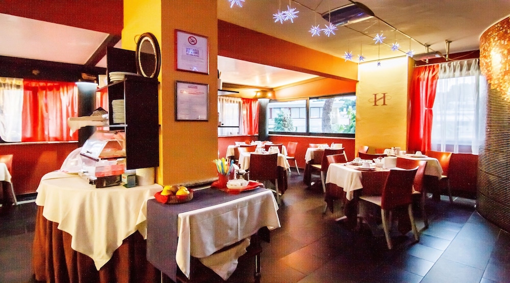 Hotel Savoia 52/62