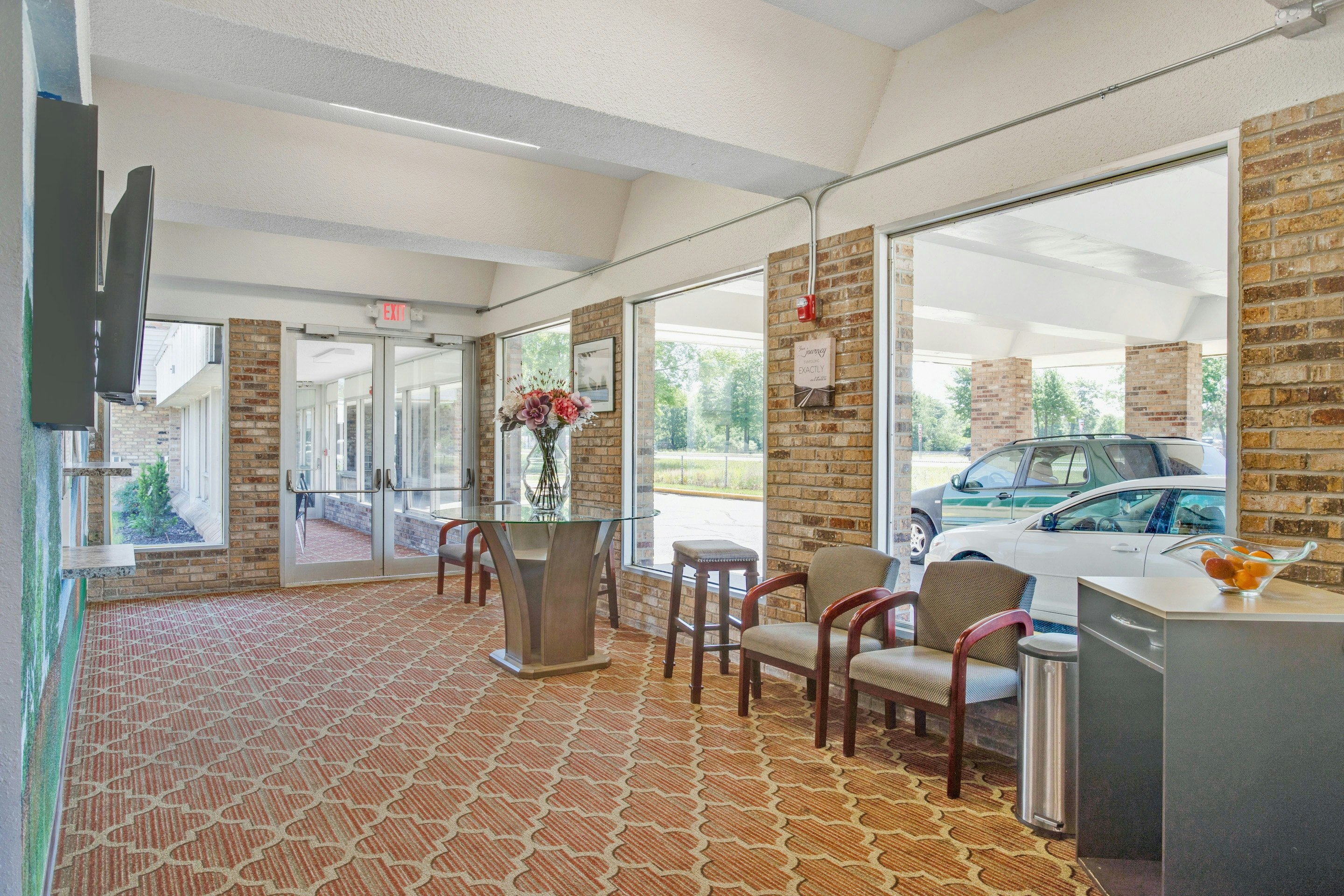 OYO Hotel Mona Lake Muskegon 30/36