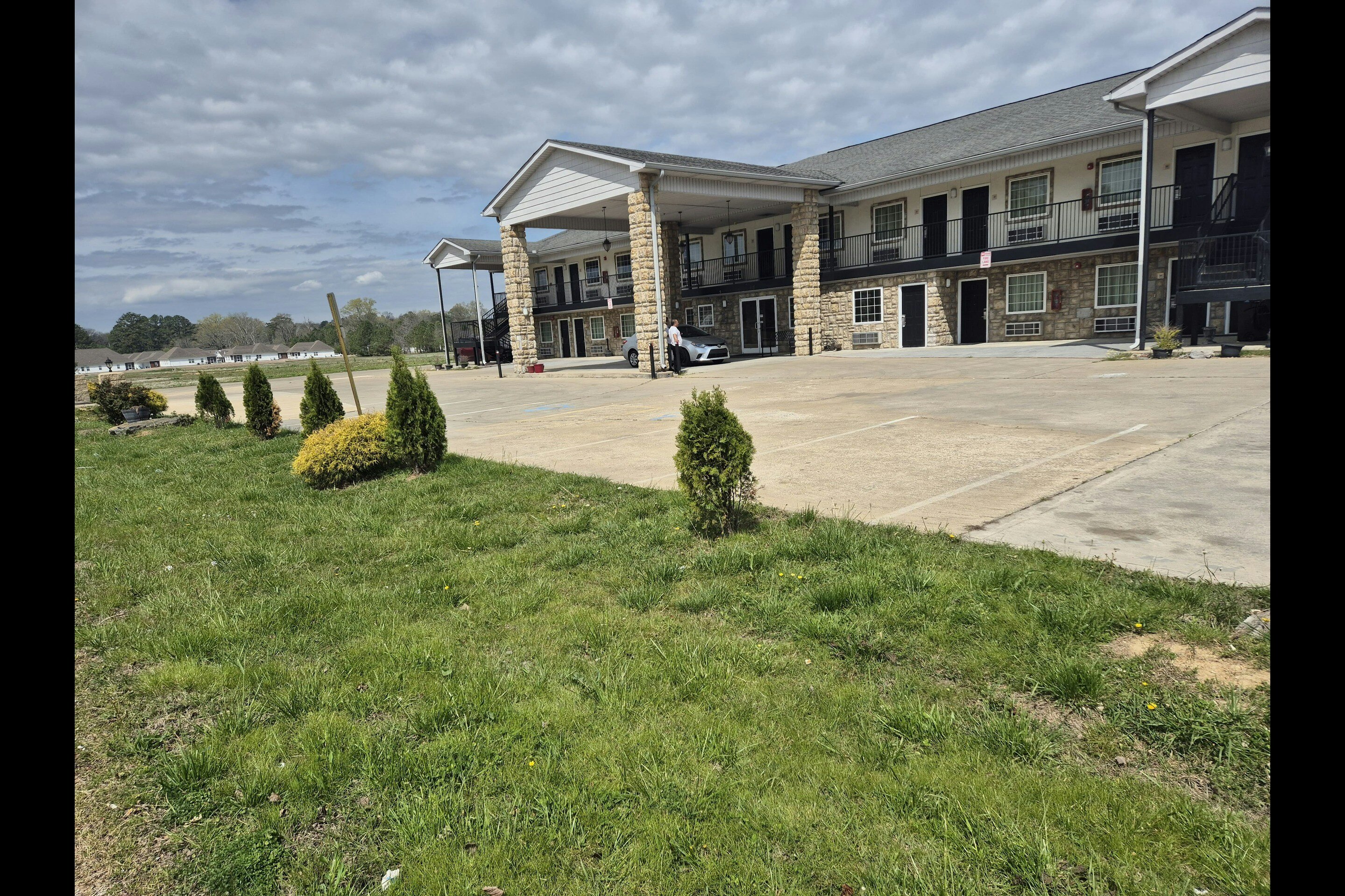 General Bragg Inn & Suites Chickamauga 19/19