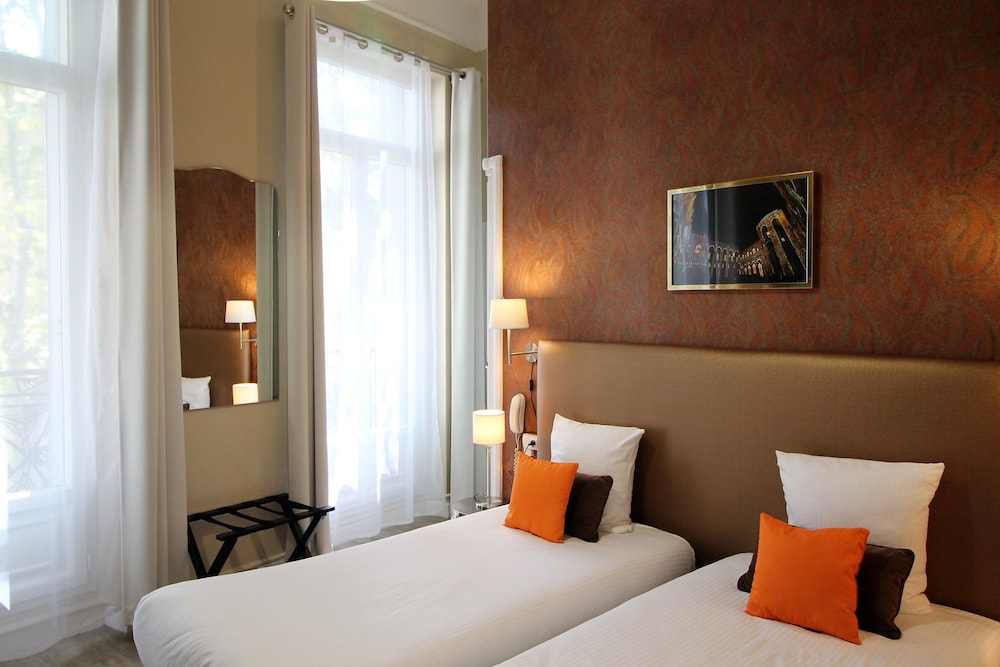 Hotel Regina 18/50