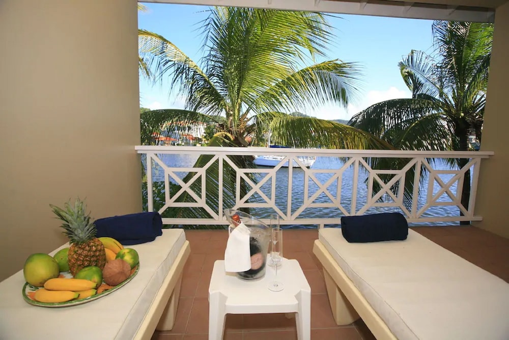 Harmony Suites 44/64