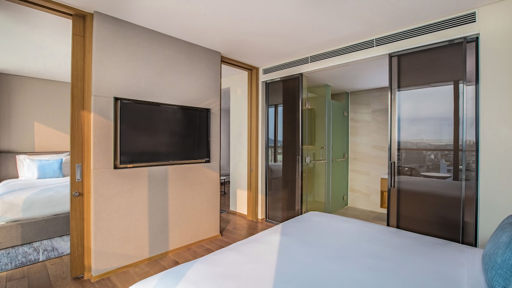Prince Hotel Da Nang 22/75