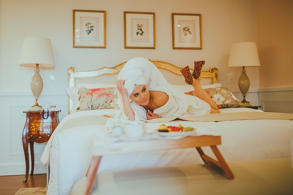 غرفة بريستيج بسرير كينج، Villa Do Vale Boutique Hotel And Bistro 4/10