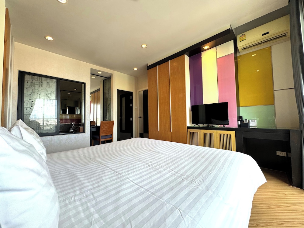 The Sunreno Hotel Bangkok 24/56