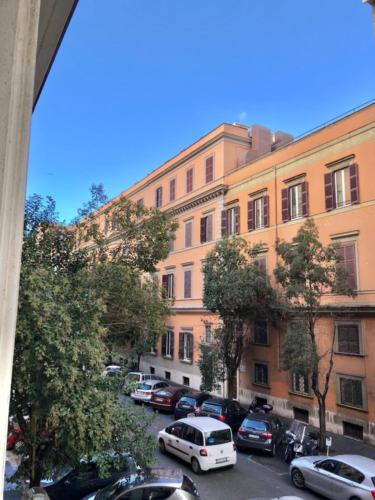 Gracchi Guest House 30/38