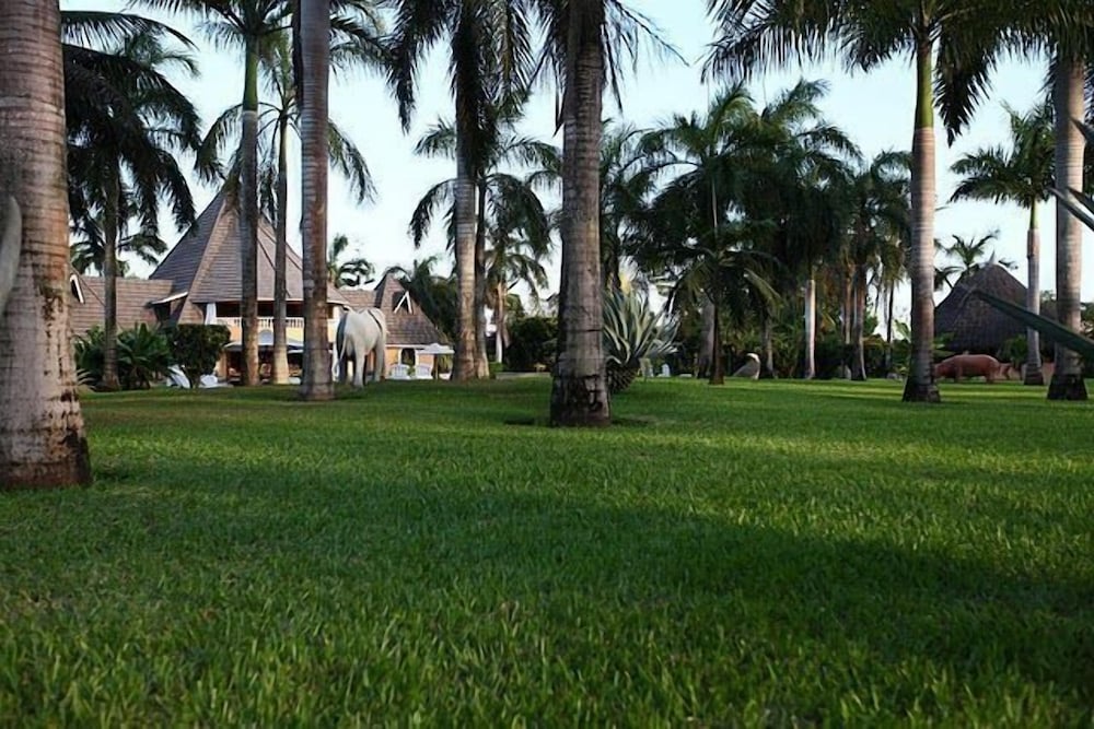 Sunset Villa Diani 32/50