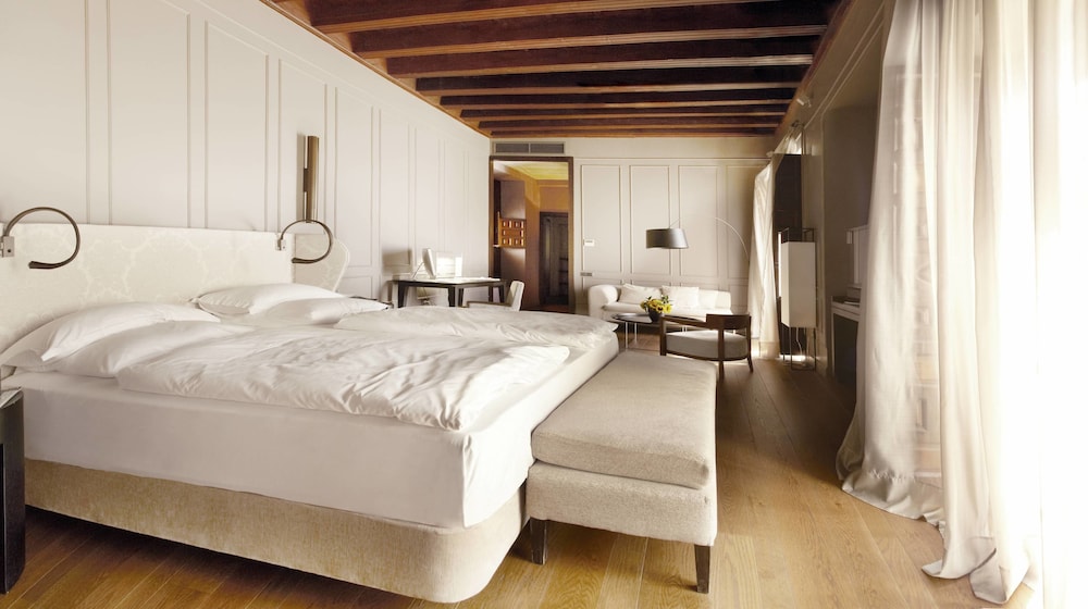 CoolRooms Palacio Villapanes 5 GL 18/65