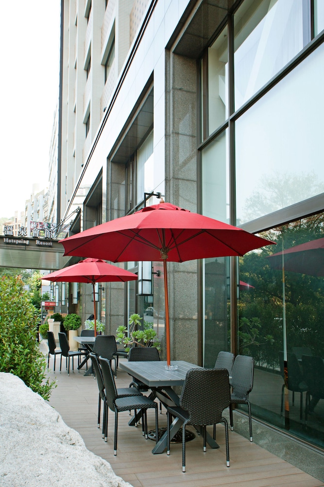 Sweetme Hotspring Resort 60/65