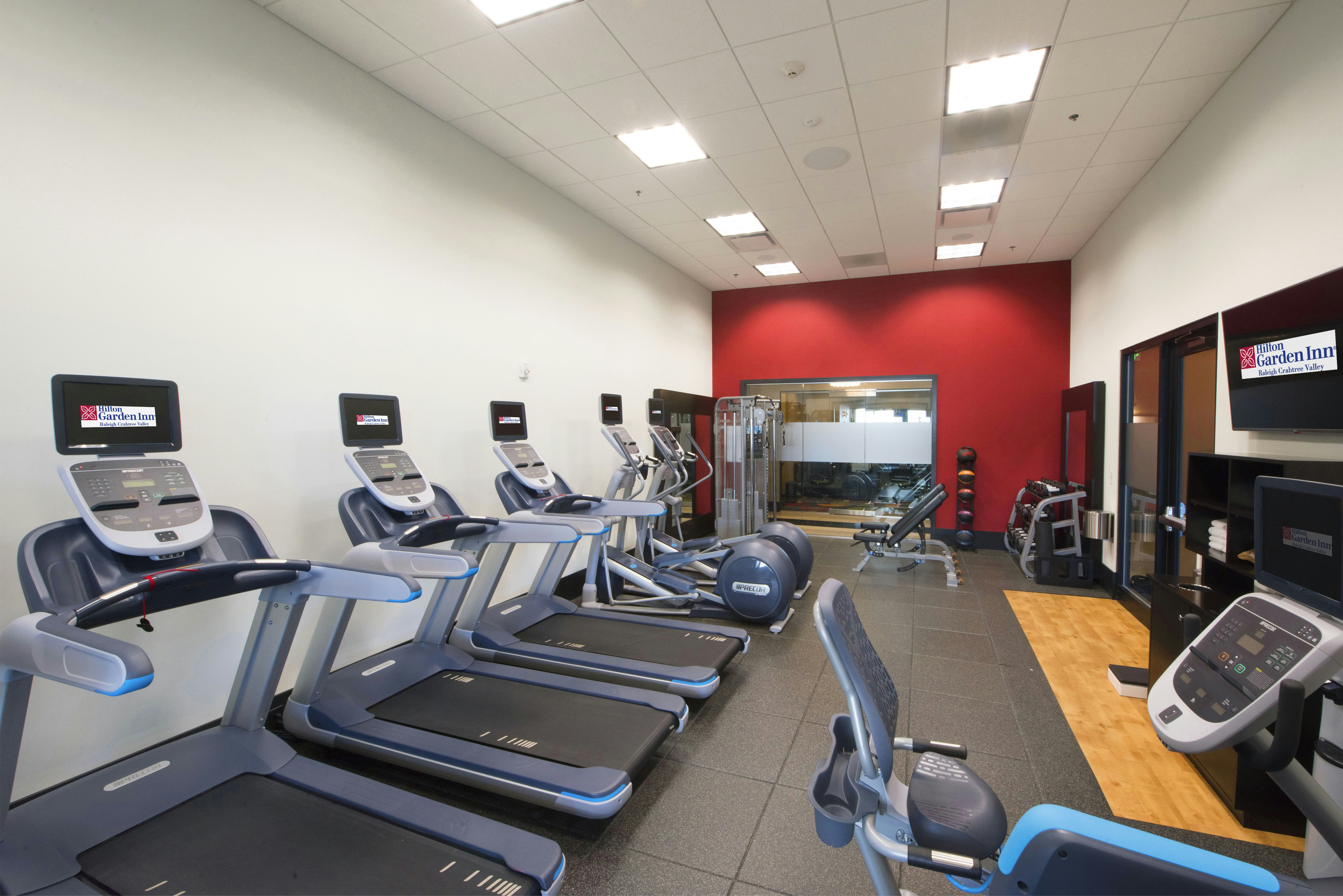 Hilton Garden Inn Raleigh Crabtree Valley 35/67
