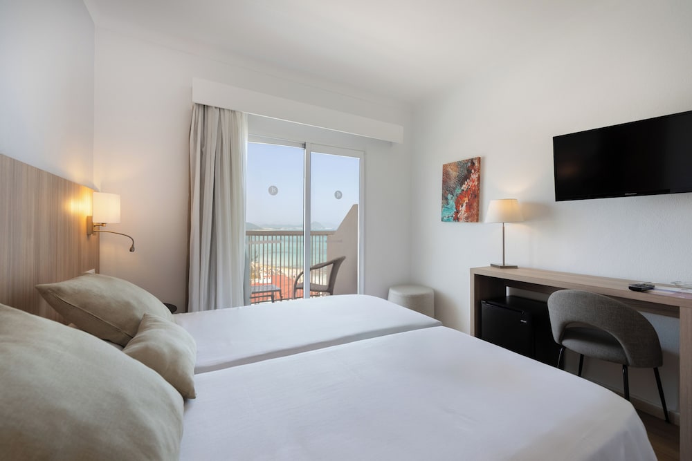 JS Miramar hotel 15/70