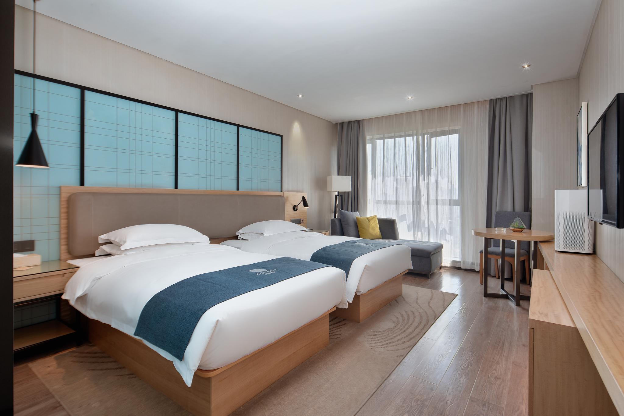 Standard, Twin Beds
