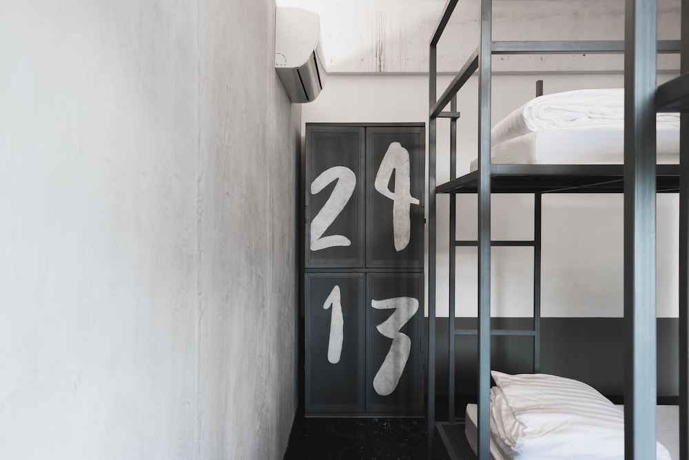 Thunder Bird Hostel 29/30