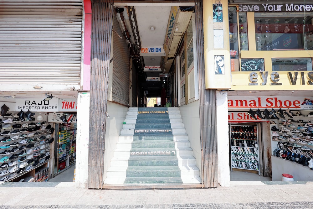 Oyo 3993 Hotel Churuwala Inn 12/54