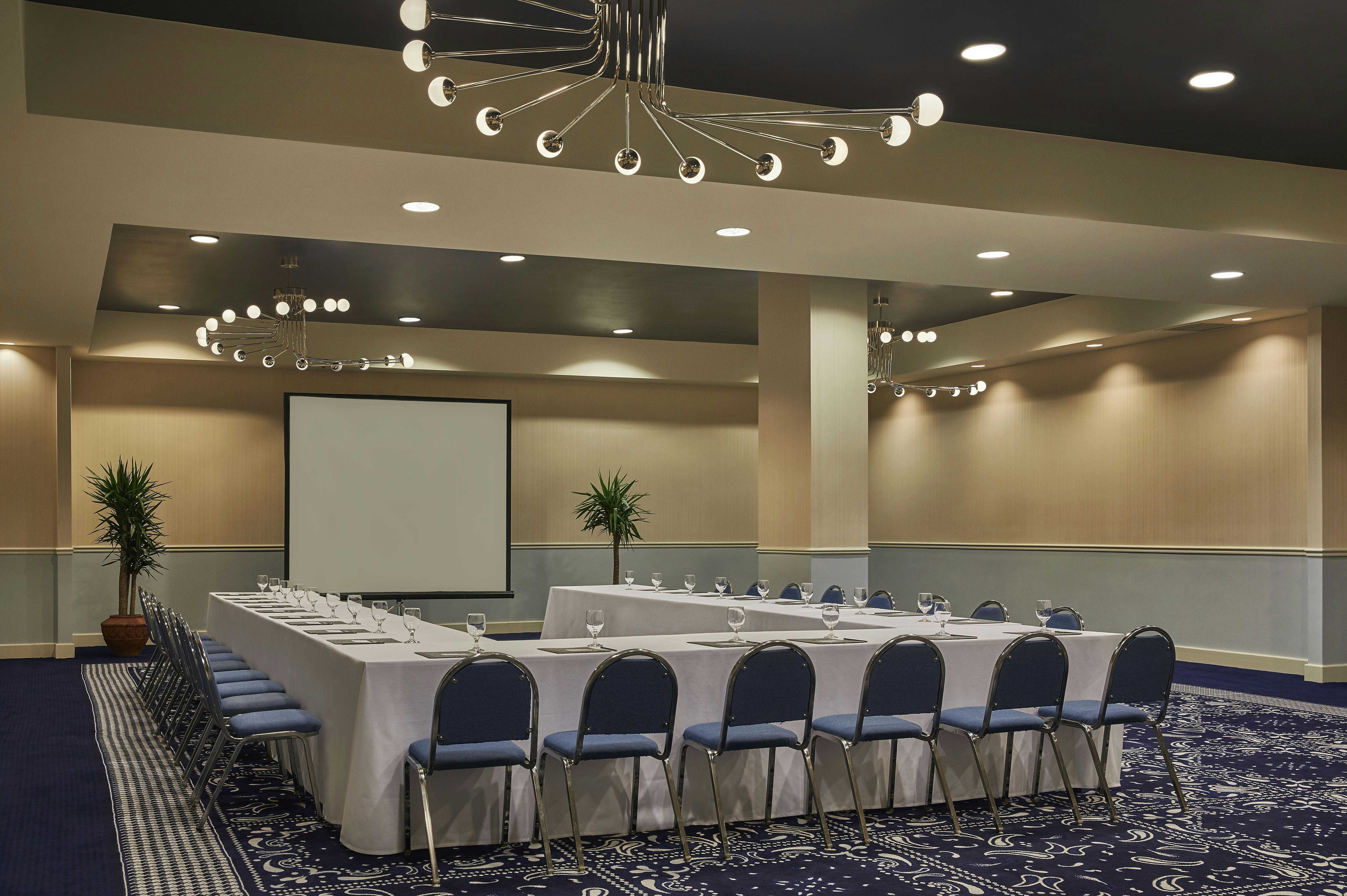 Graduate by Hilton Lincoln 40/50