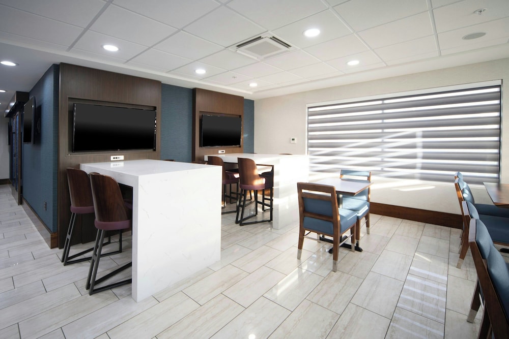 Four Points by Sheraton Fayetteville Fort Liberty 28/41