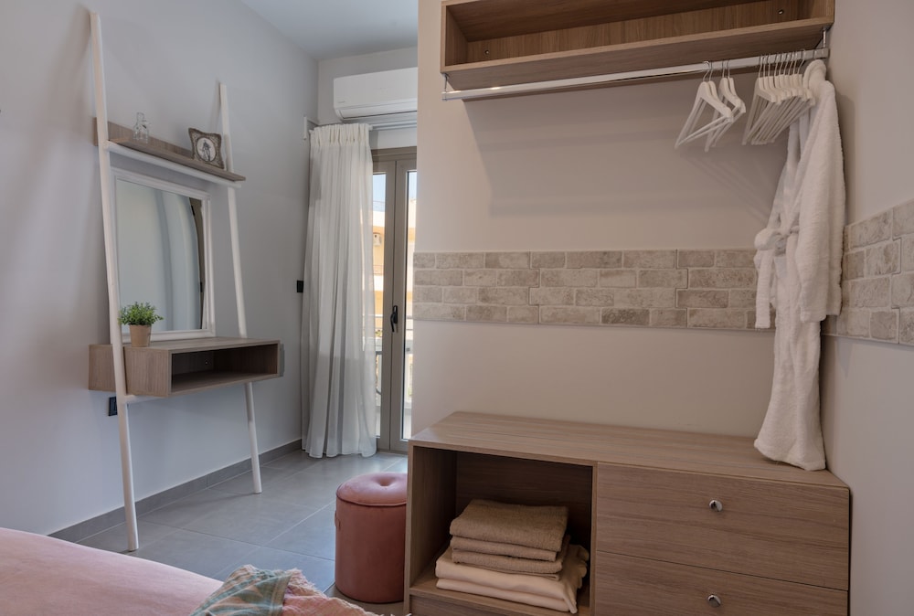 Sonio Beach Hotel 57/57