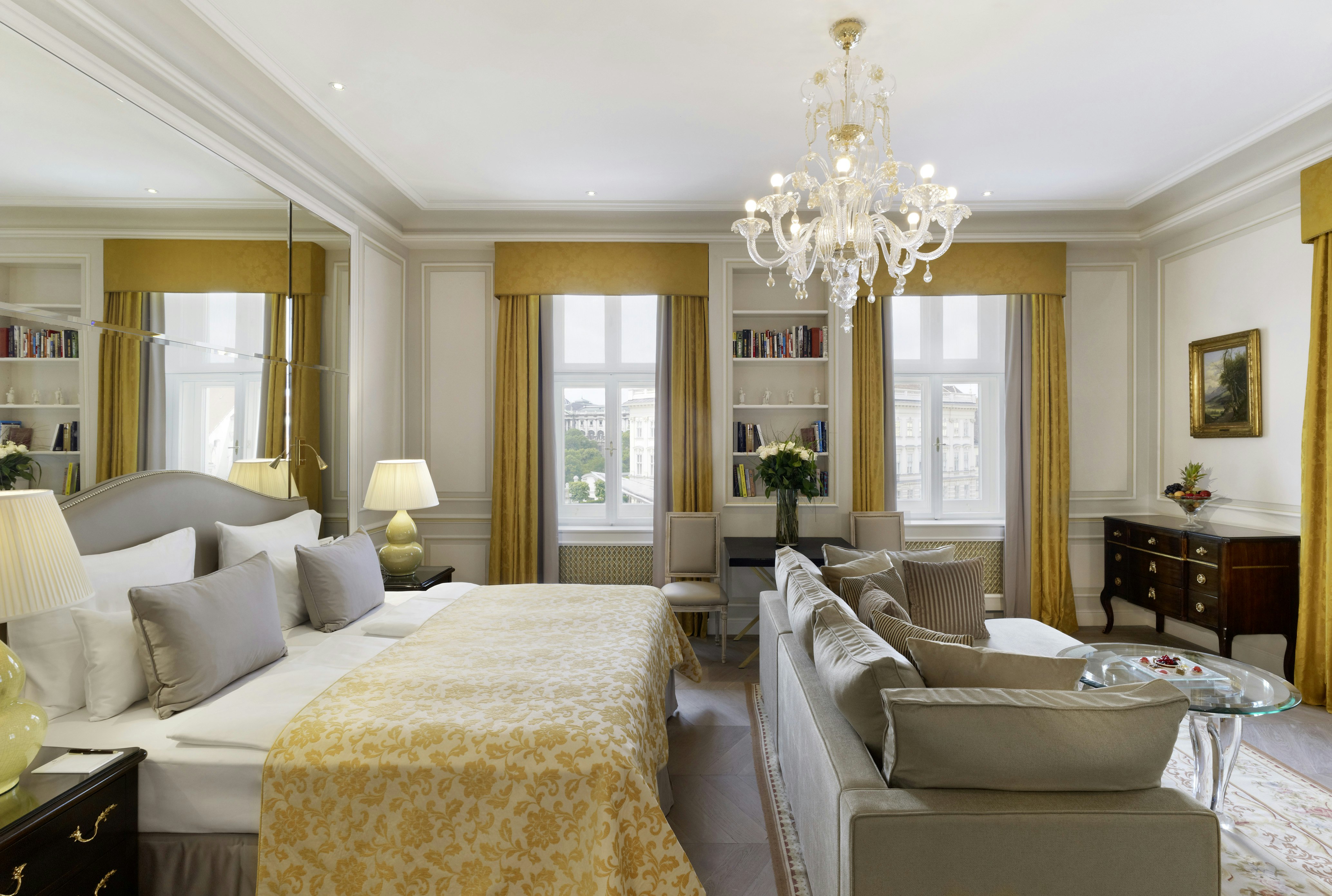 SIGNATURE, SUITE, WITH VIEW