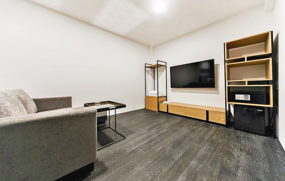 Noblestay Hotel 33/50