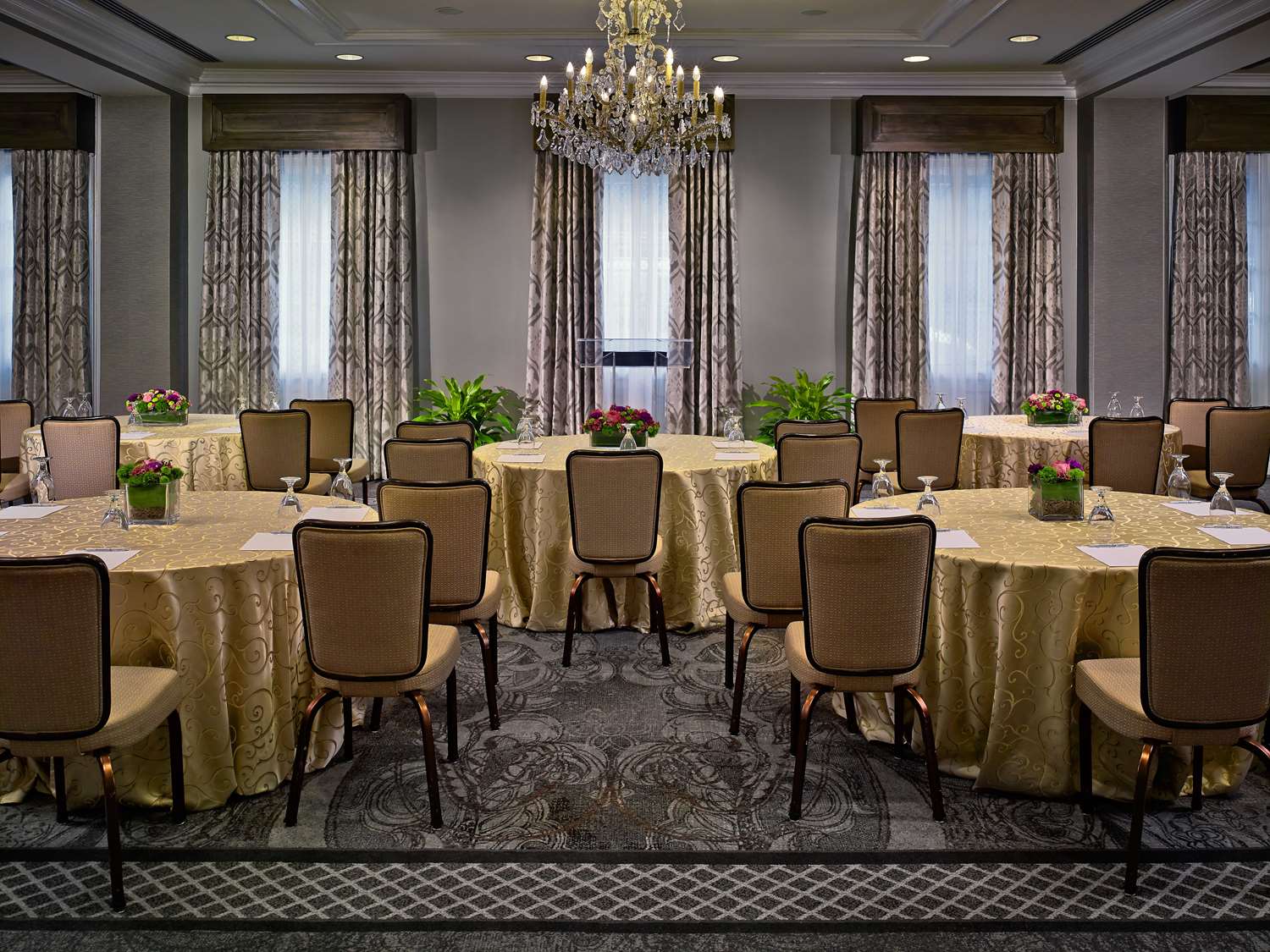 Royal Sonesta Hotel New Orleans 48/62
