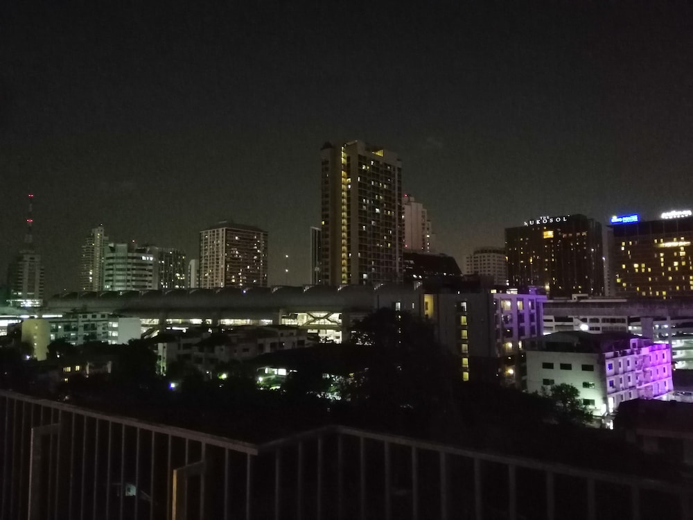 Spittze Hotel Pratunam 4/50