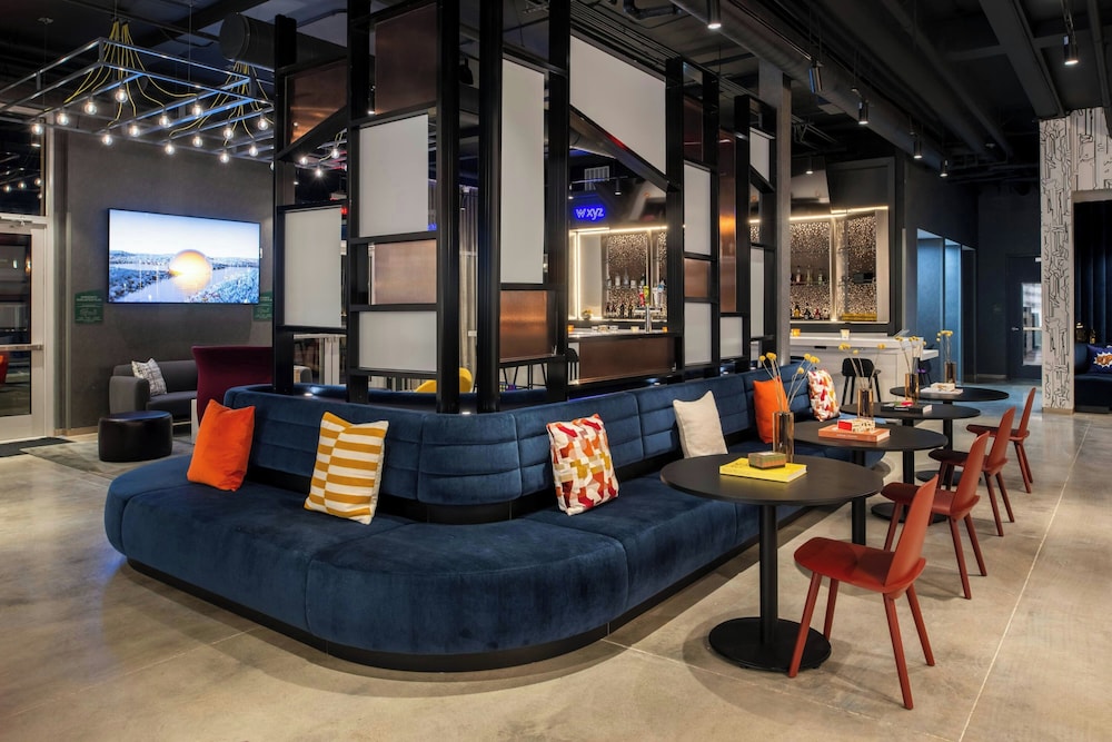 Aloft Sacramento Airport Natomas 12/43